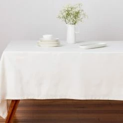 Cotton Classics Rectangular Tablecloth 230x150cm Snow -homeless mug-shop maxwell williams cottonclassics tablecloth snow 02 800x600